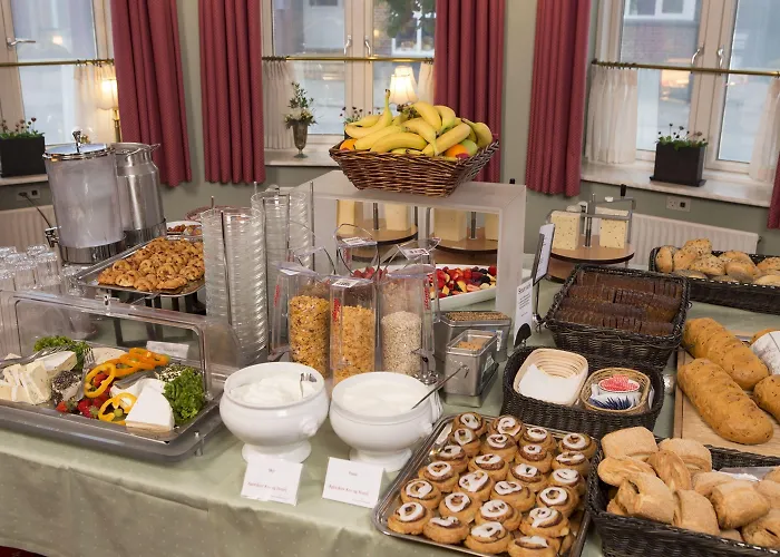 & Мини-отель 3*